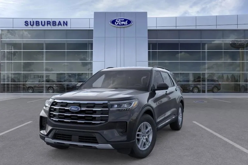 2025 Ford Explorer photo 1