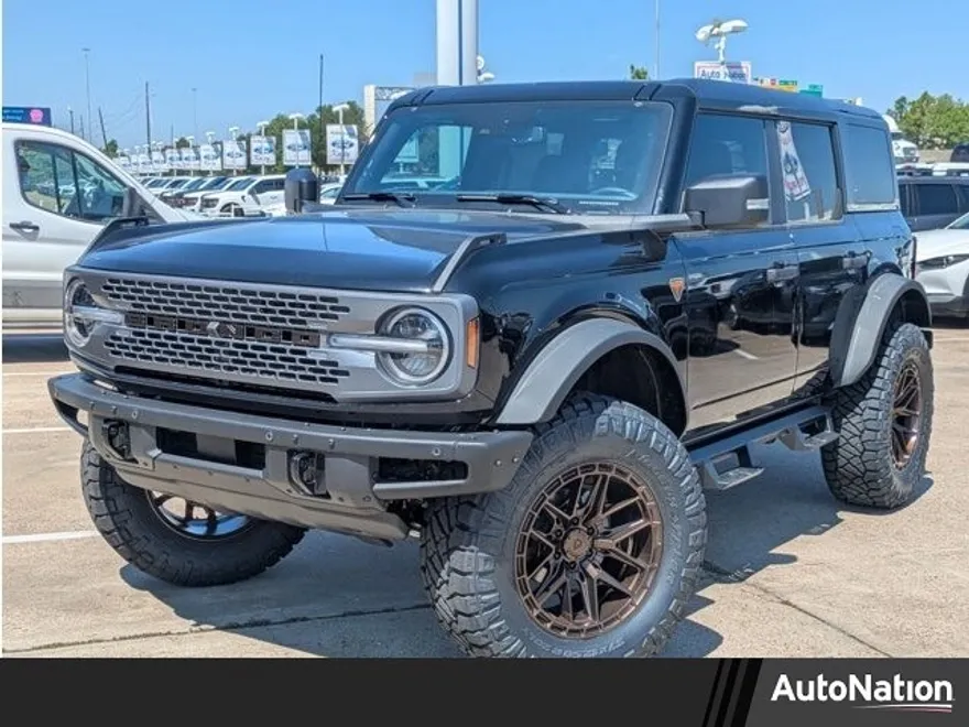 2025 Ford Bronco Badlands photo 1