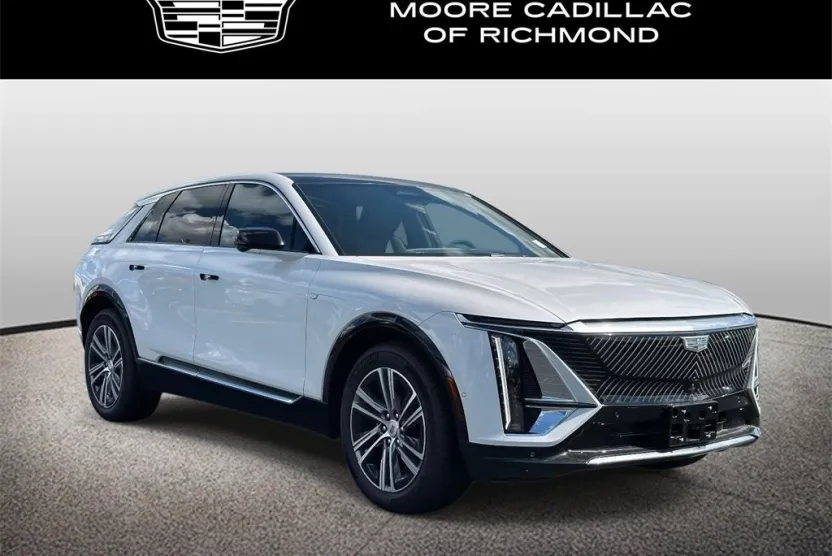 2025 Cadillac Lyriq Luxury photo 1