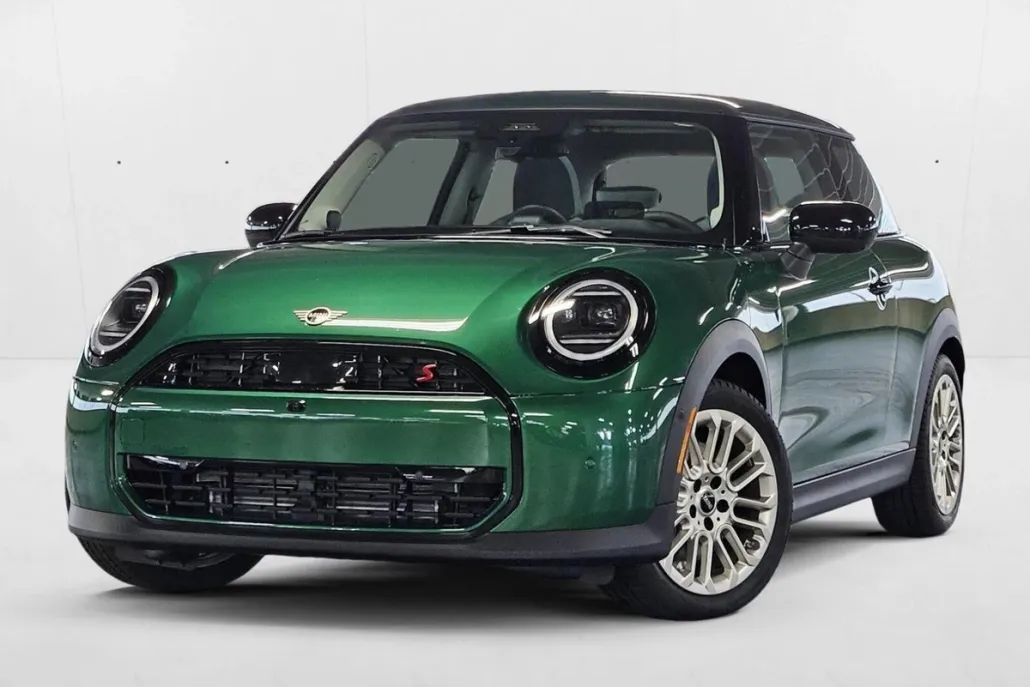 2025 Mini Cooper 2 Door Hardtop S Iconic photo 1