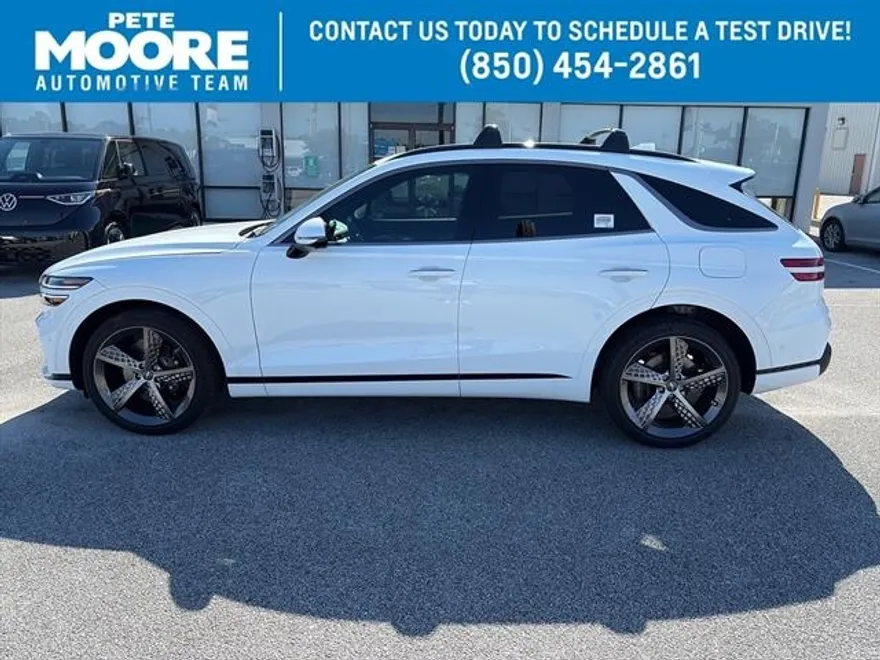2025 Genesis GV70 2.5T Standard photo 1