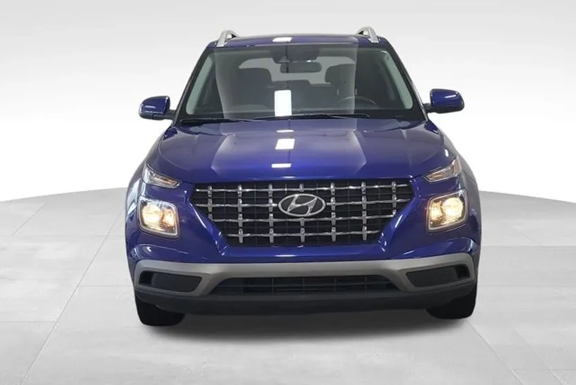 2022 Hyundai Venue SEL Limited photo 1