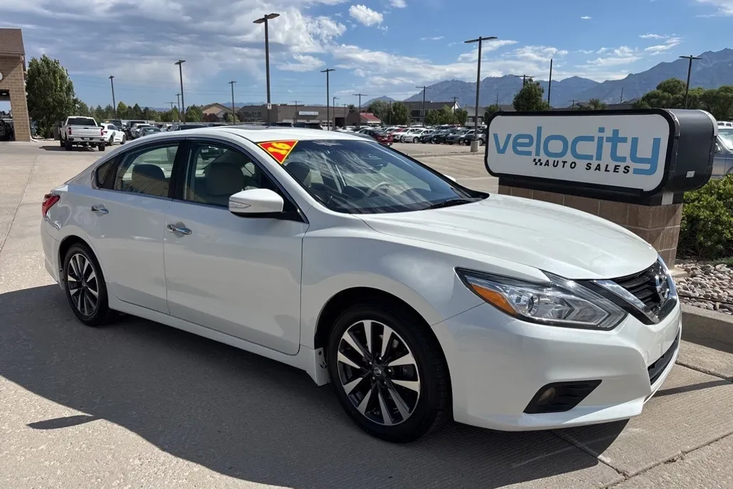 2016 Nissan Altima 2.5 SL photo 1