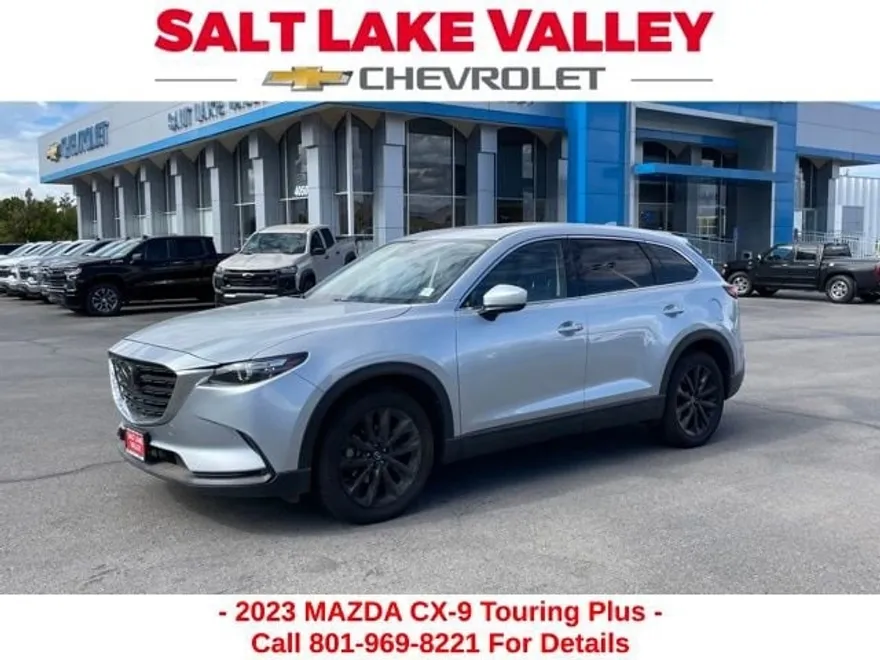 2023 Mazda CX-9 Touring photo 1