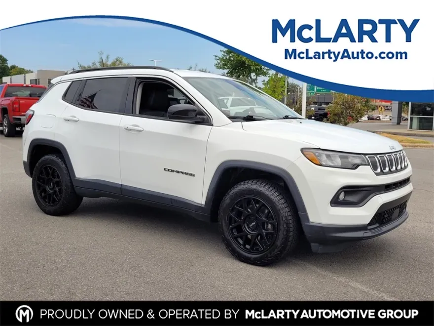 2022 Jeep Compass Latitude photo 1