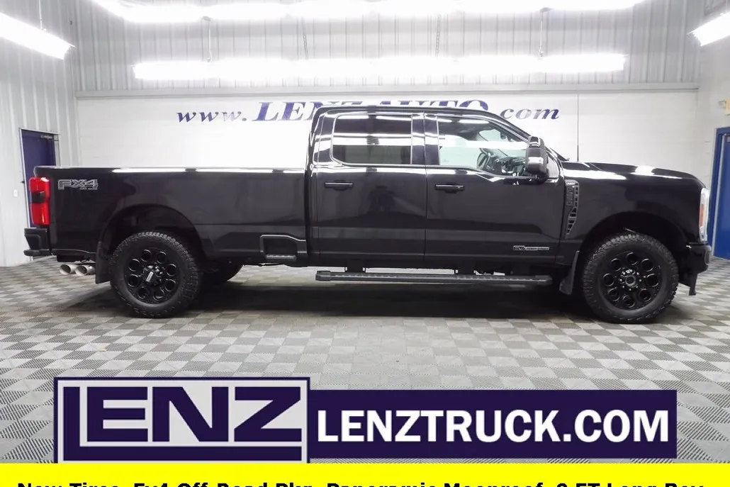 2023 Ford F-250 photo 1