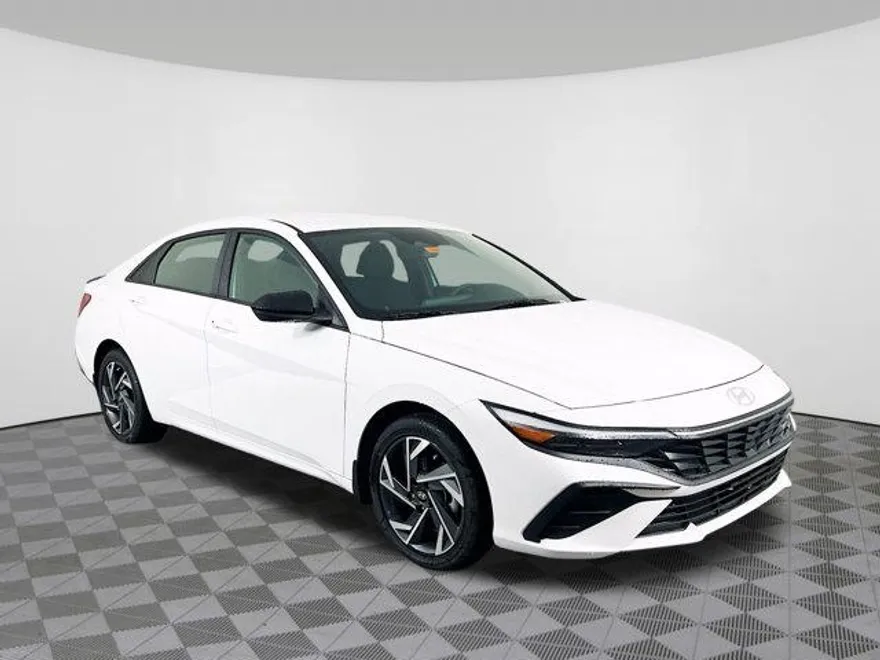 2025 Hyundai Elantra Hybrid SEL Sport photo 1
