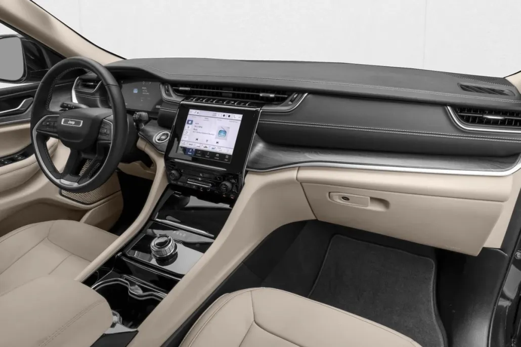 2025 Jeep Grand Cherokee Altitude X photo 1