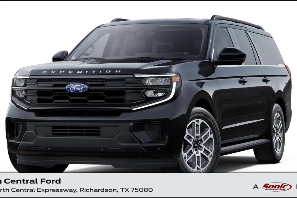2025 Ford Expedition MAX photo 1