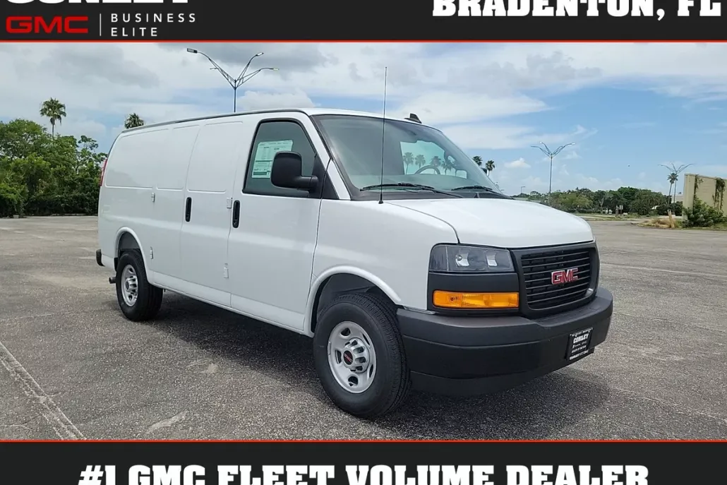 2025 Gmc Savana Cargo 2500 photo 1