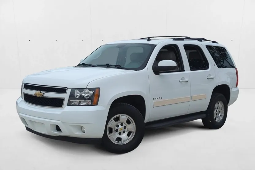 2011 Chevrolet Tahoe LT photo 1