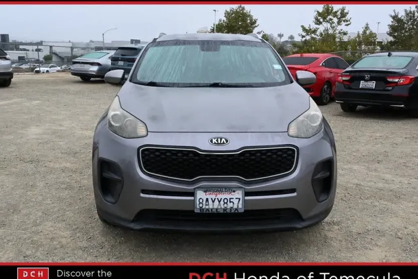 2017 Kia Sportage LX photo 1