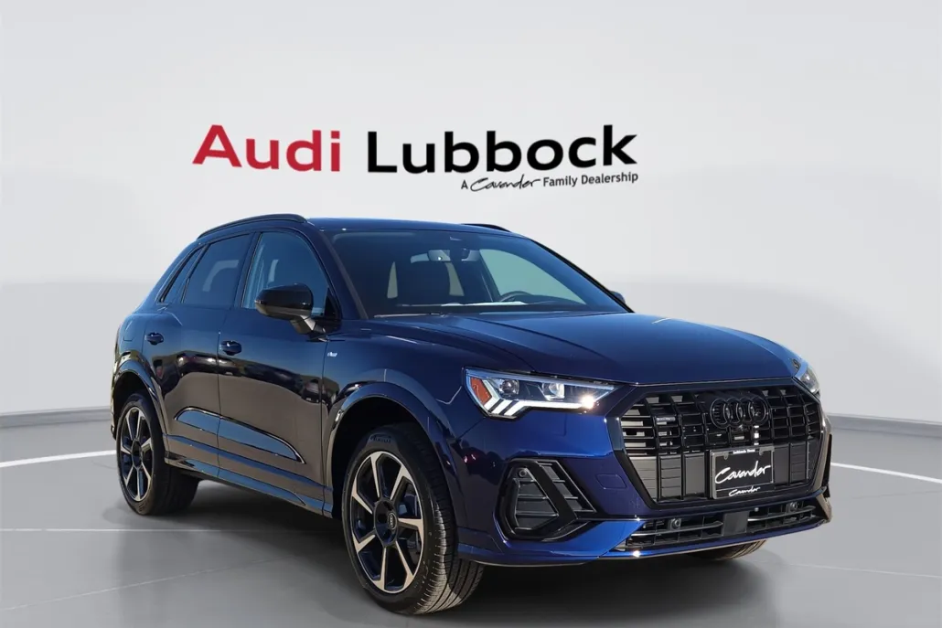 2025 Audi Q3 45 TFSI S line Premium Plus photo 1