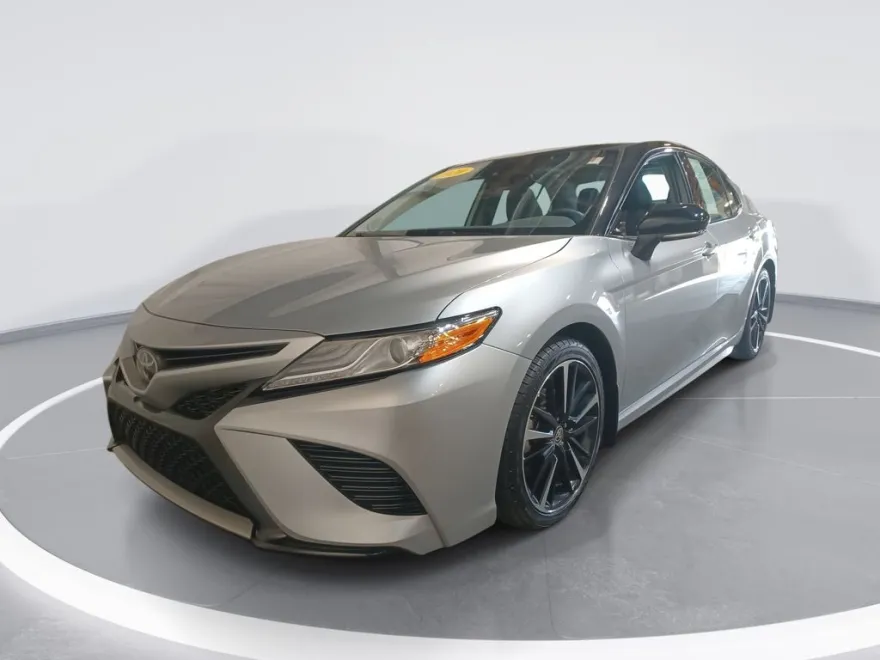 2020 Toyota Camry XSE photo 1