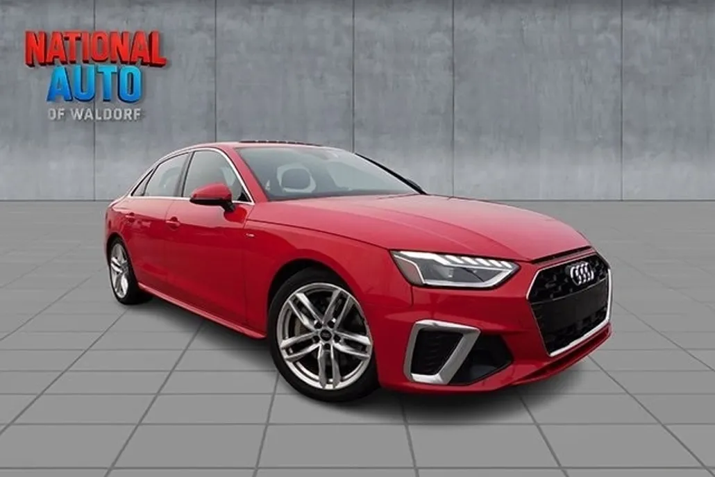 2023 Audi A4 S line Quattro Premium Plus photo 1