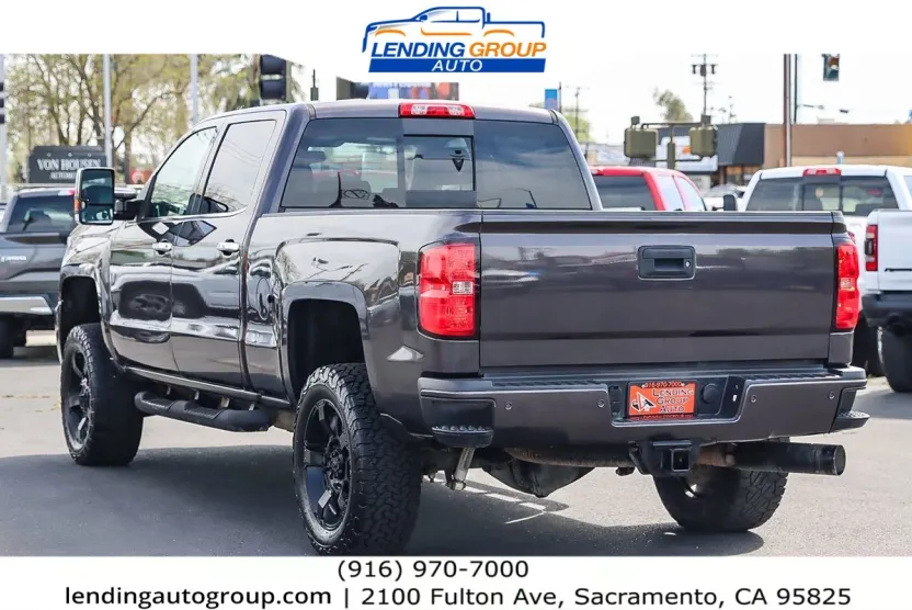 2015 Chevrolet Silverado 3500HD LTZ photo 1