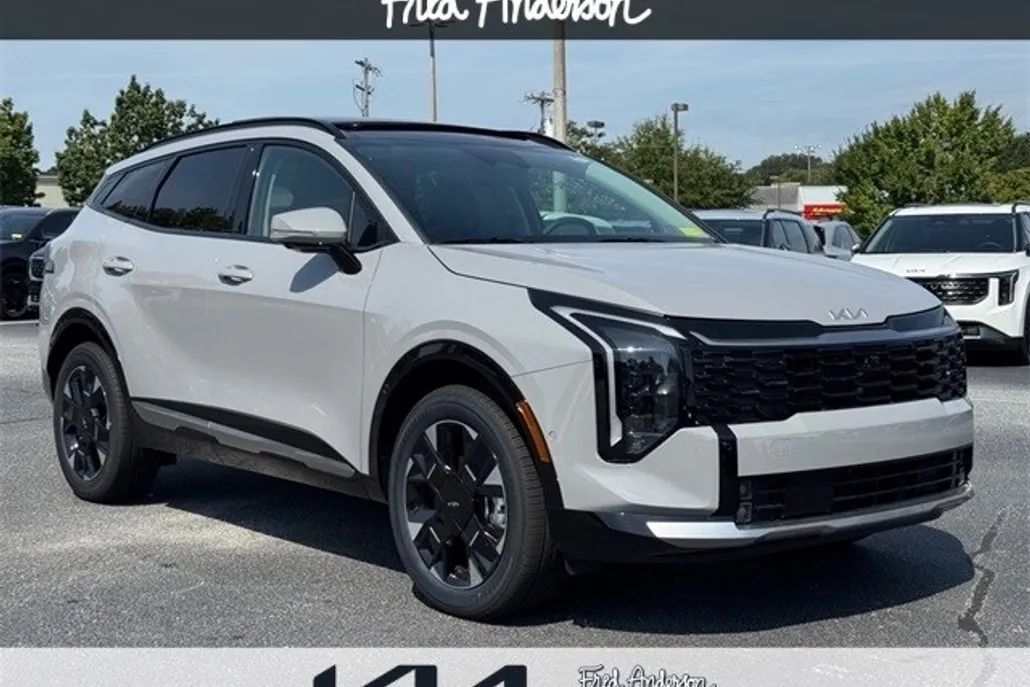 2026 Kia Sportage Hybrid photo 1