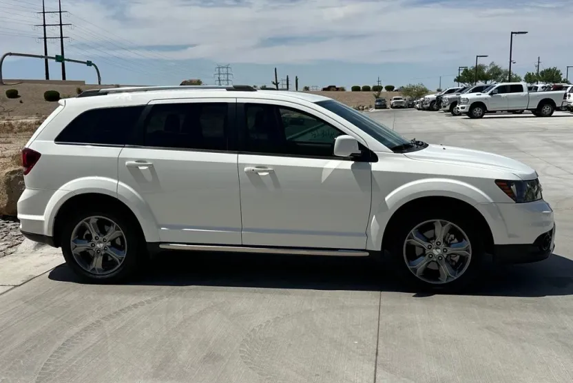 2016 Dodge Journey Crossroad photo 1