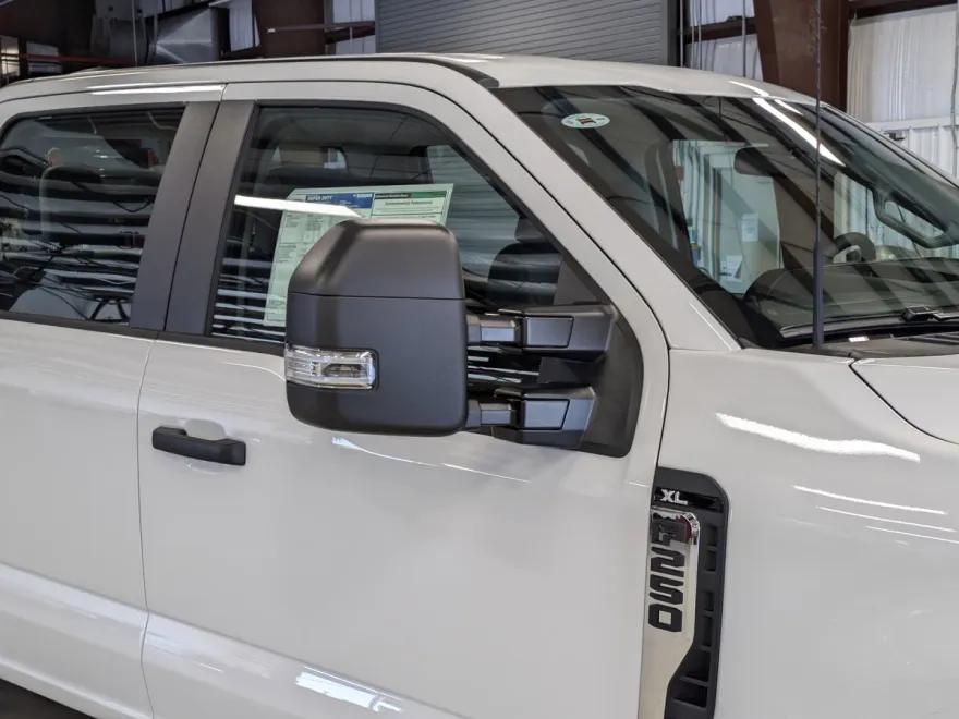 2025 Ford F-250 XL photo 1