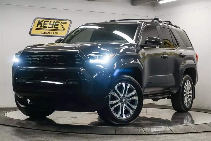 2025 Toyota 4Runner Limited photo 1