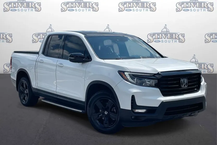 2022 Honda Ridgeline Black Edition photo 1