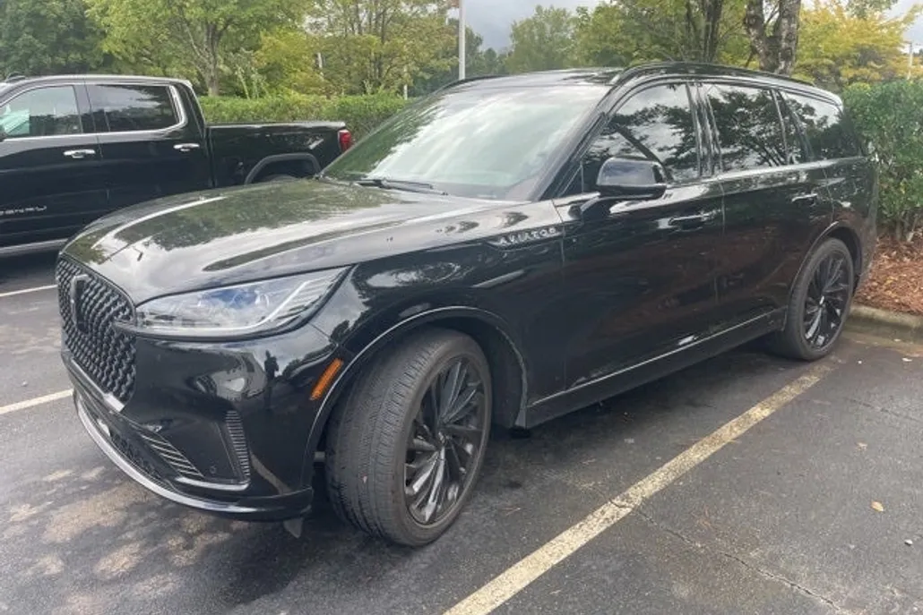 2025 Lincoln Aviator Reserve photo 1