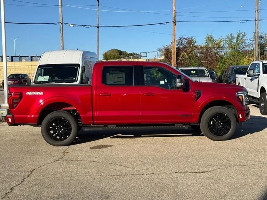 2025 Ford F-150 Lariat photo 1