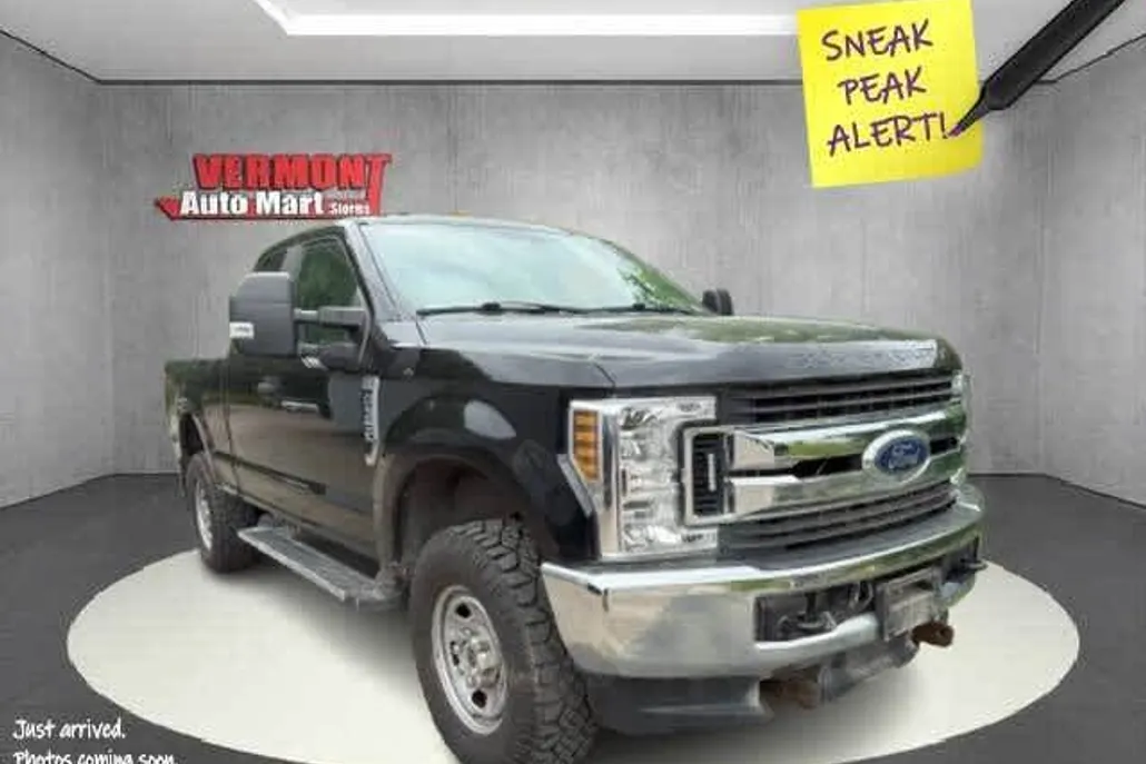 2019 Ford F-350 photo 1