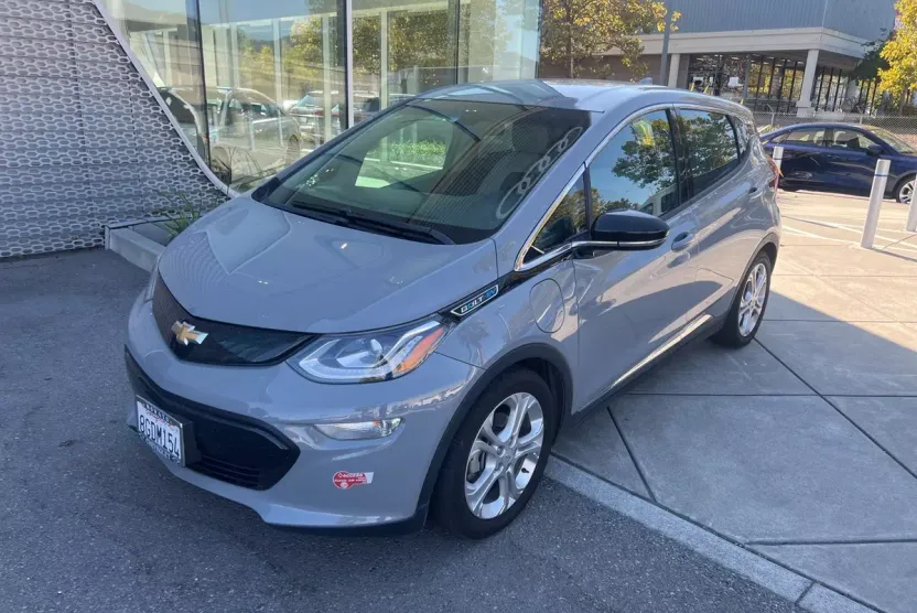 2019 Chevrolet Bolt EV photo 1