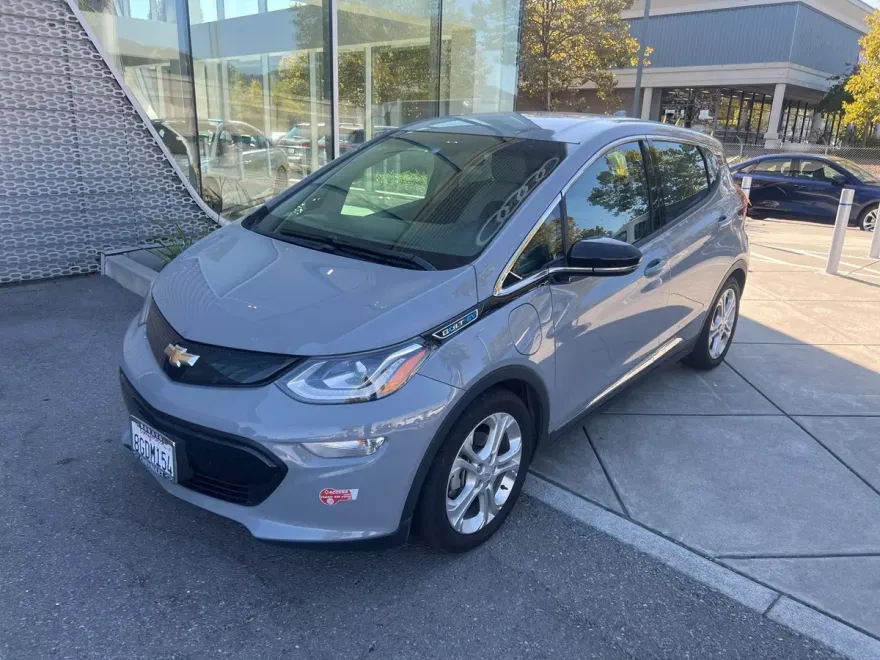 2019 Chevrolet Bolt EV photo 1