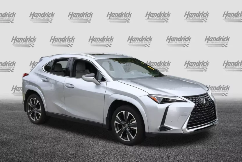 2024 Lexus UX 250h Premium photo 1