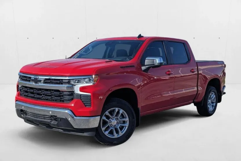 2025 Chevrolet Silverado 1500 LT photo 1