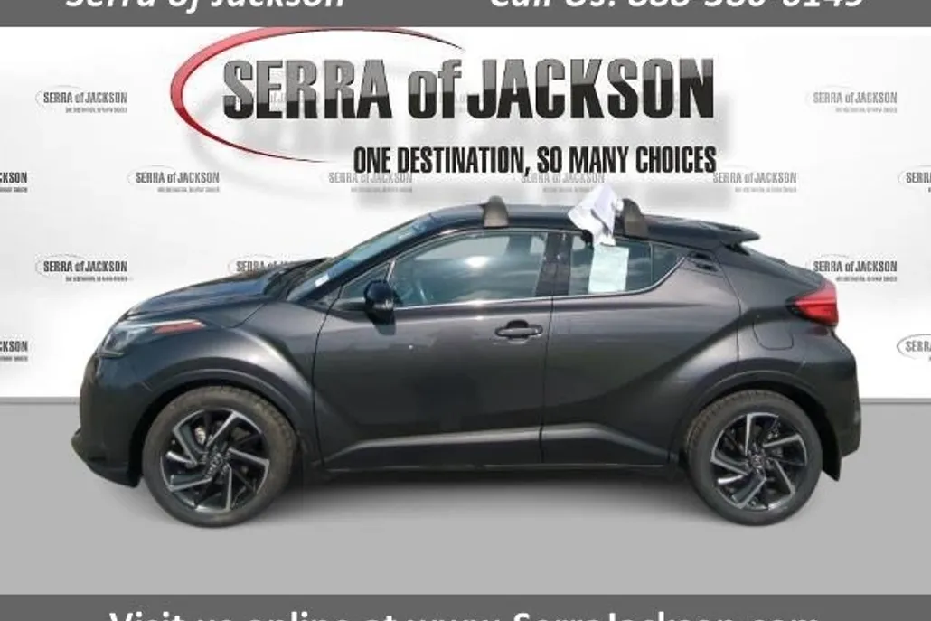 2021 Toyota C-HR Limited photo 1