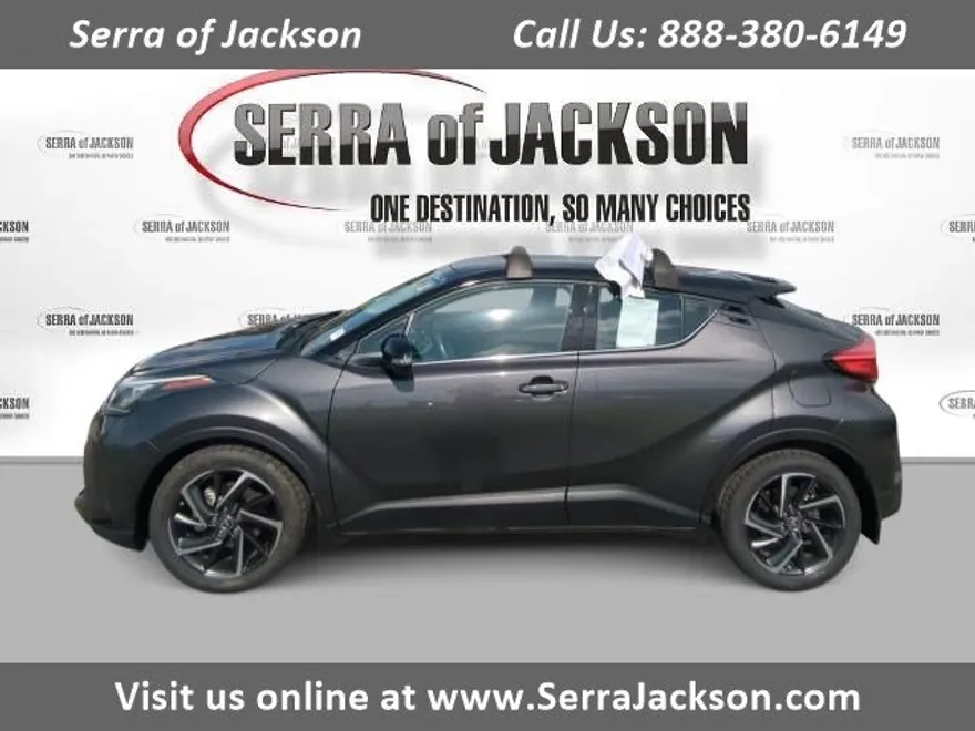 2021 Toyota C-HR Limited photo 1