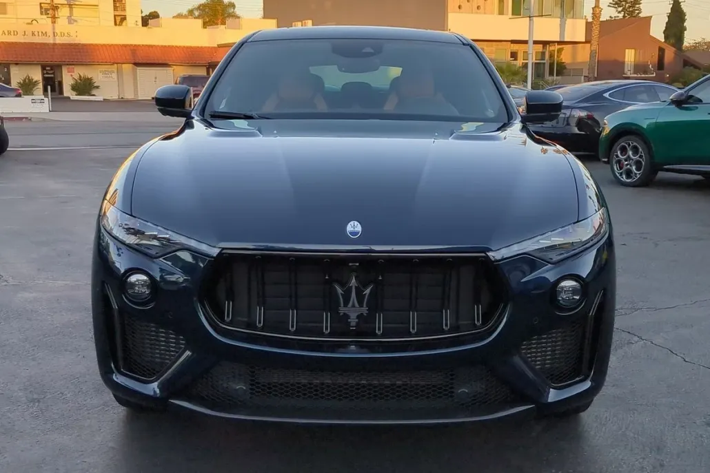 2024 Maserati Levante Trofeo photo 1