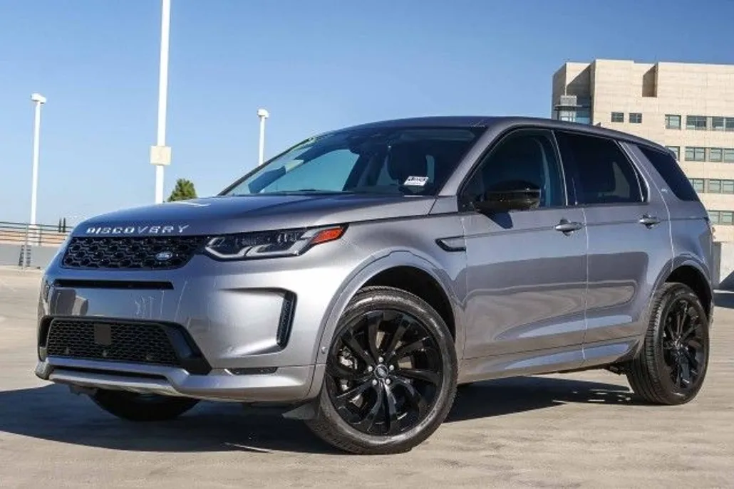 2024 Land Rover Discovery Sport S photo 1