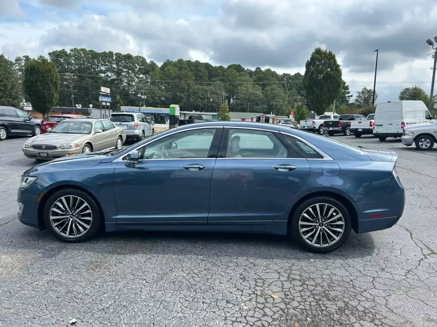 2019 Lincoln MKZ Reserve photo 1
