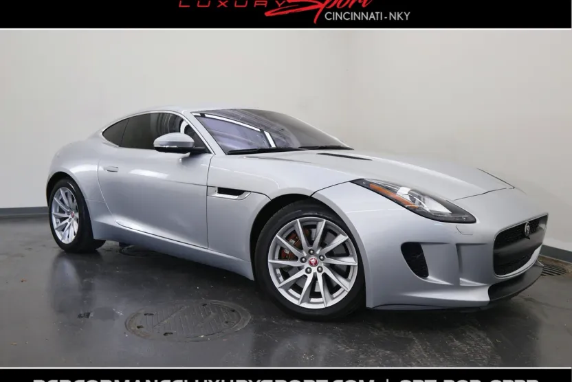 2017 Jaguar F-TYPE Premium photo 1