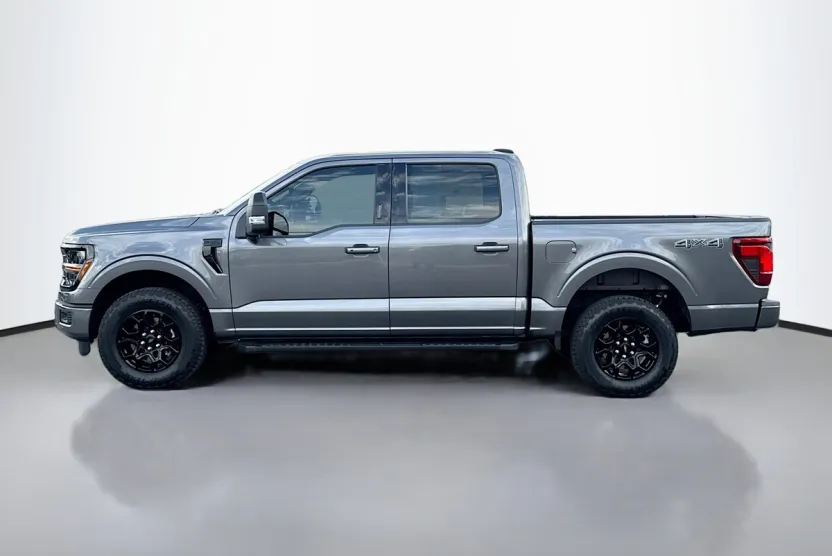 2024 Ford F-150 XLT photo 1