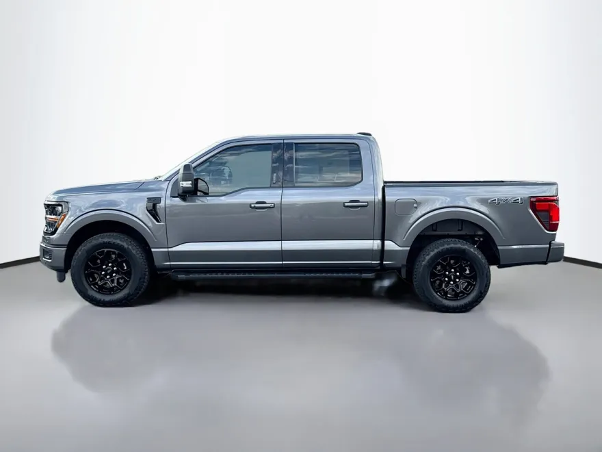 2024 Ford F-150 XLT photo 1