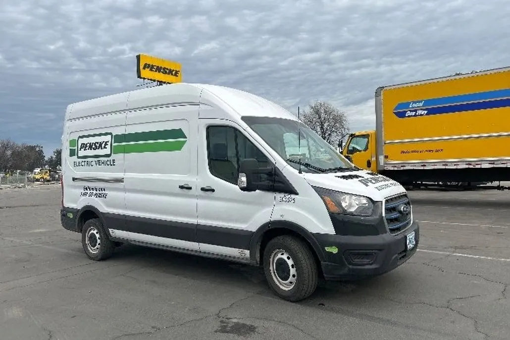 2022 Ford Transit photo 1