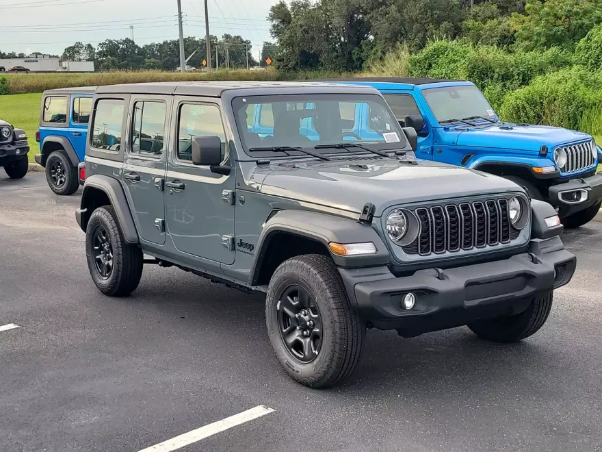 2025 Jeep Wrangler Sport photo 1