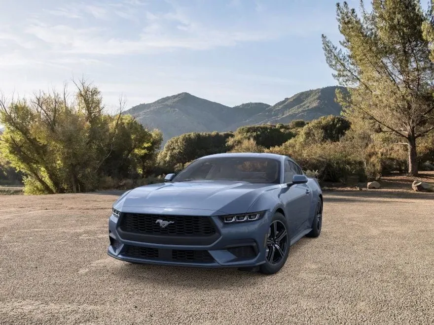 2025 Ford Mustang EcoBoost photo 1