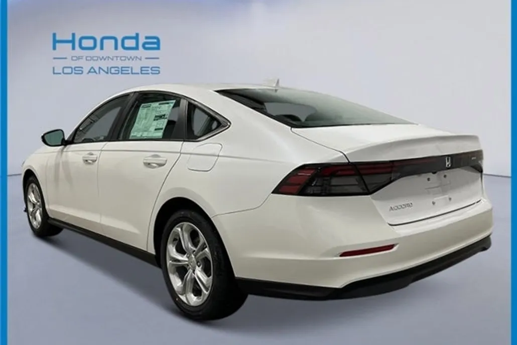 2025 Honda Accord LX photo 1