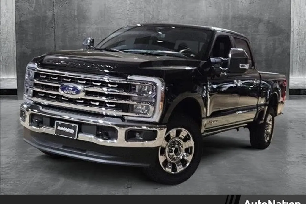 2025 Ford F-350 King Ranch photo 1
