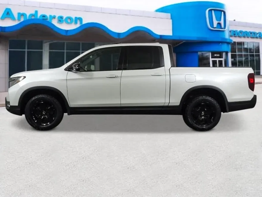 2025 Honda Ridgeline Black Edition photo 1