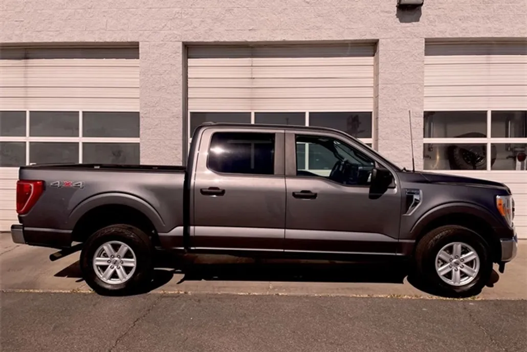 2022 Ford F-150 XLT photo 1