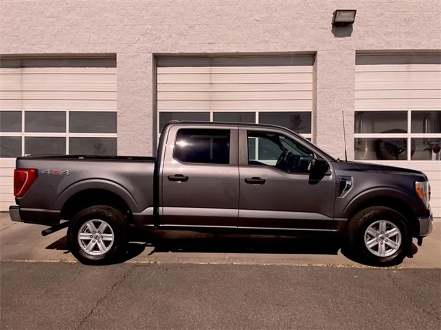 2022 Ford F-150 XLT photo 1