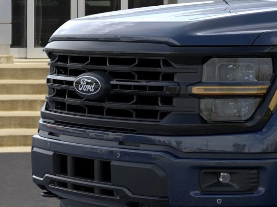 2025 Ford F-150 XLT photo 17