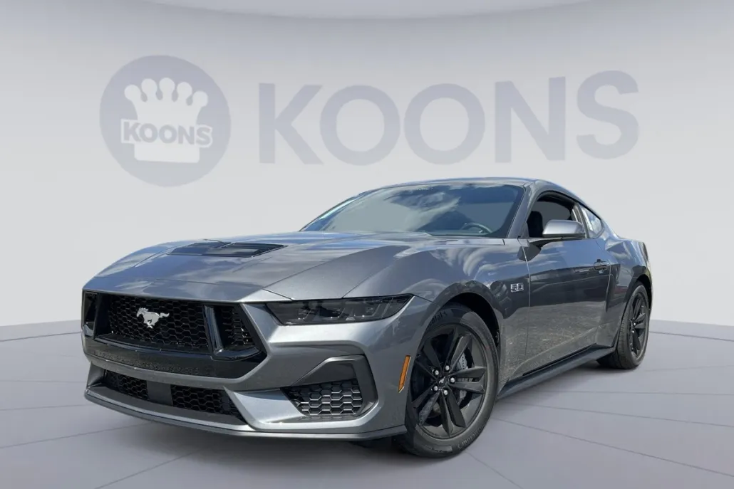 2025 Ford Mustang GT photo 1